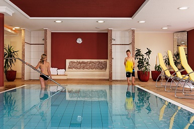Swimming pool at Hotel Wieser