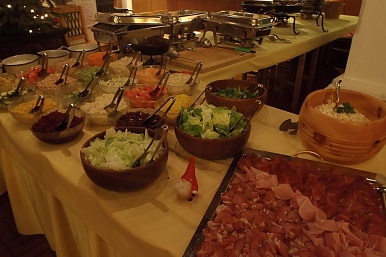 Theme evening with buffet